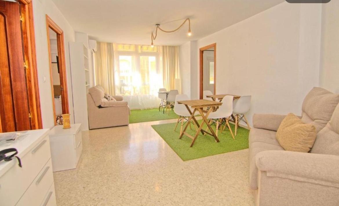 Low Cost Room Málaga Exterior foto