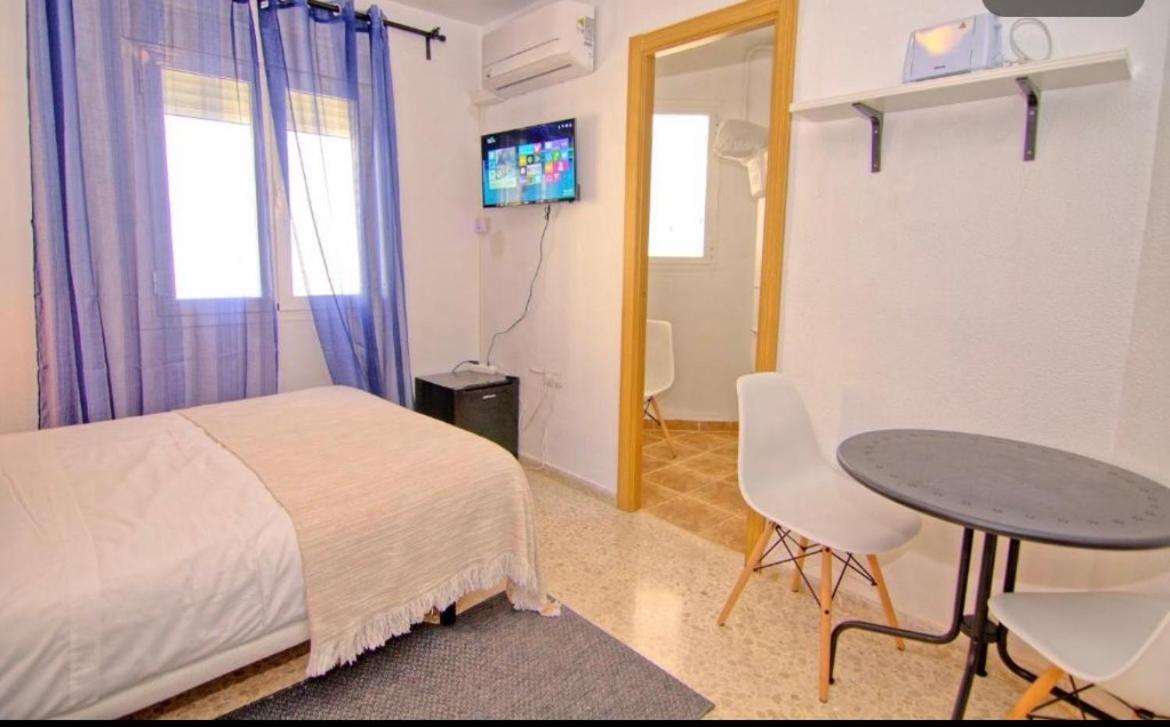 Low Cost Room Málaga Exterior foto